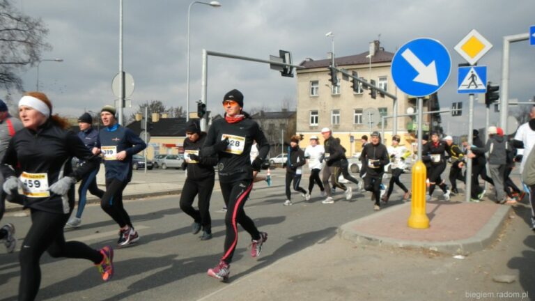 Biegacze poczują powiew wolności – w niedzielę rozegrany zostanie Półmaraton Radomskiego Czerwca 76